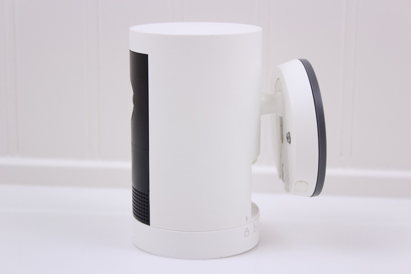 Ring Outdoor Cam Plus Battery Security Camera White w Battery & Mount 5CCEA8 gallery