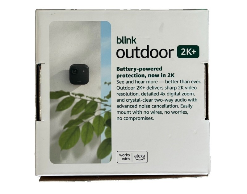 Blink Outdoor 2K+ Wireless Security Camera 3 Camera System (Black) New Sealed gallery