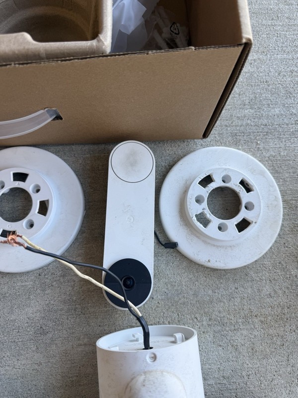 Google Nest Cam With Floodlight - Wired Outdoor Smart Camera - UNTESTED gallery