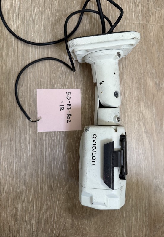 Avigilon 5.0-H3-BO2-IR 5MP Indoor/Outdoor Cam, Zoom, POE, Infrared gallery