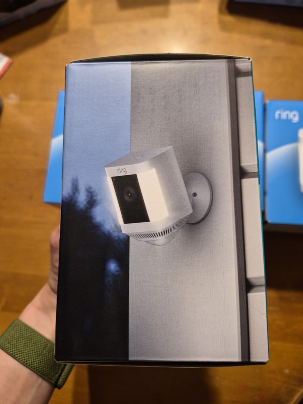 Ring Spotlight Cam Plus Battery READ gallery