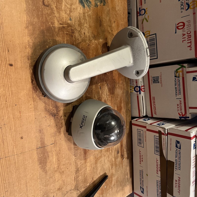 CNB SMC1065N 10x Mini Speed Dome W/ Wall Pendant Mount Tested & Working