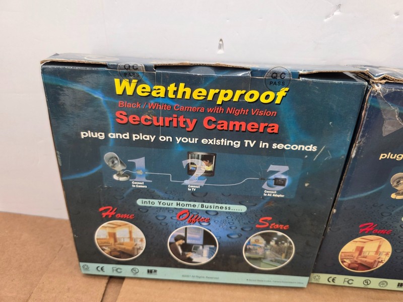 IP 56 Weatherproof Security Camera To TV Color W/ Night Vision & Mic New In box gallery