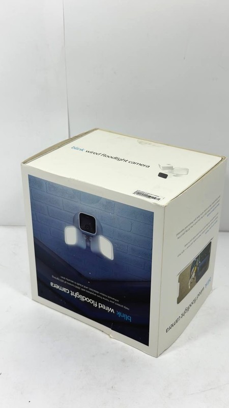 Blink Outdoor Wired 1080p Security Camera with Floodlight - White (AS IS) B0B5VL gallery