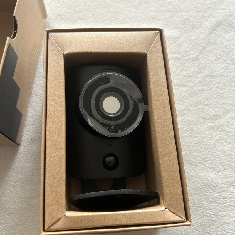 NEW SimpliSafe SimpliCam 1080p Indoor Camera Black SSCM2 gallery