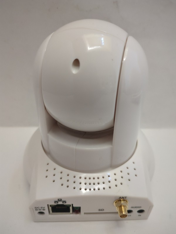 Foscam FI9821W 720P HD Resolution IP Security Camera R28 gallery