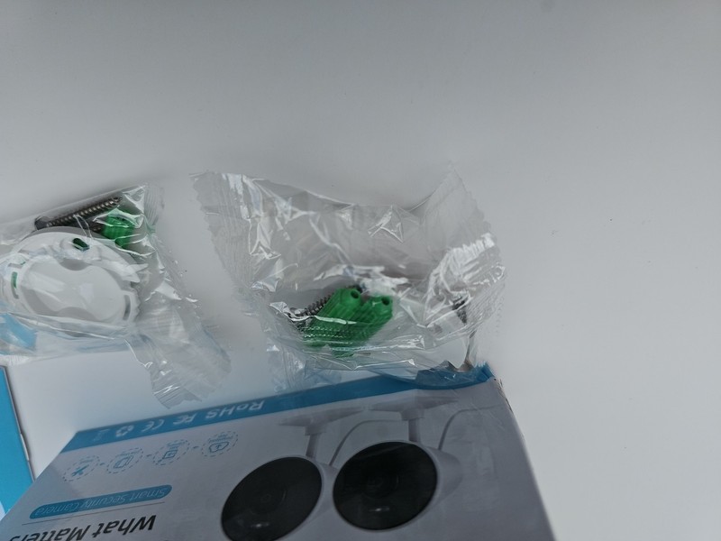 2PK Smart Security Camera With Smart A I Event Detection. A2 gallery