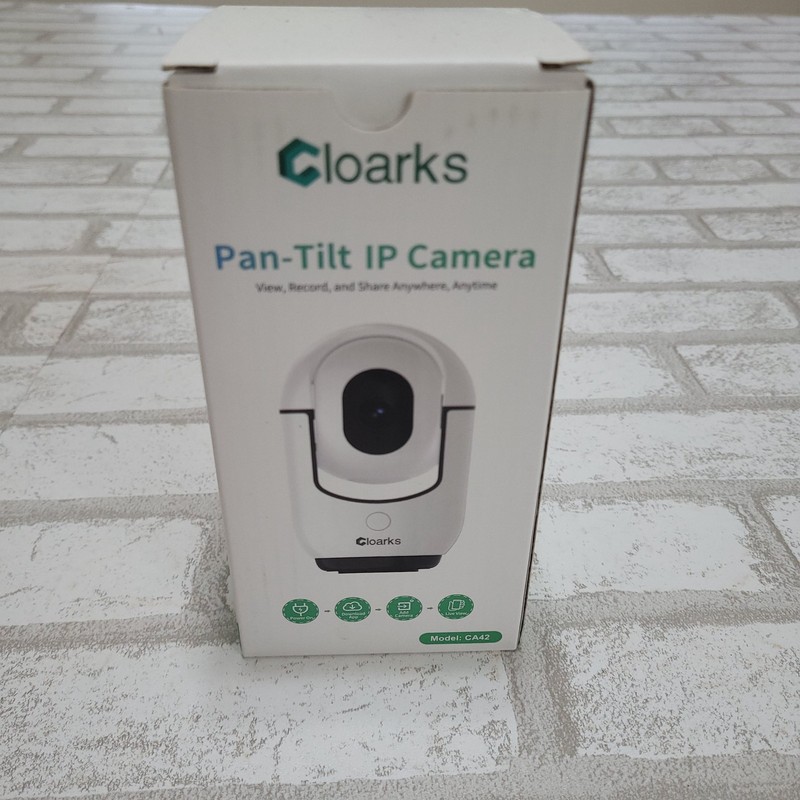 NIB Cloarks Pan-Tilt IP Security HD Camera CA42 Indoor WiFi Night Vision No Sub