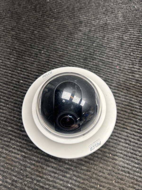 Used Pelco Sarix IMP Series IMPS110-1S Security Camera w/ Surface Mount IMPBB-S gallery