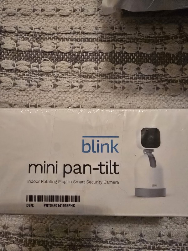 Blink Mini Pan-Tilt 1080p Wi-Fi Indoor Camera 360° Alexa Motion 2-Way White gallery