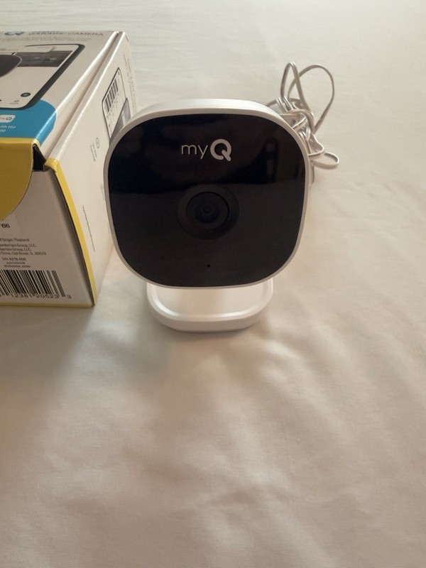 myQ Smart Garage Camera 1080p Wi‑Fi Indoor Night Vision Motion 2‑Way USB gallery