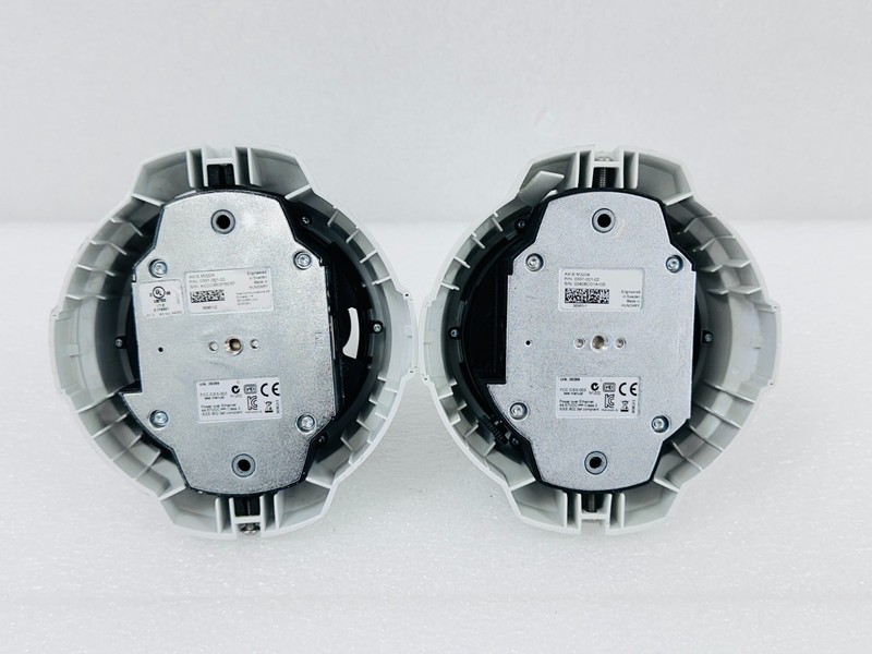 LOT OF 2 USED AXIS M3204 IP POE Network Camera GOOD CONDITION PN 0337-001-02 🚚 gallery