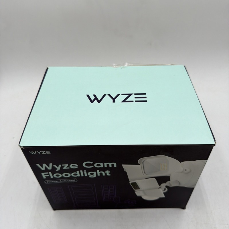 Wyze Cam Floodlight v3 1080p HD IP65 WiFi Smart Cam 2600 Lumen Motion-Activated gallery