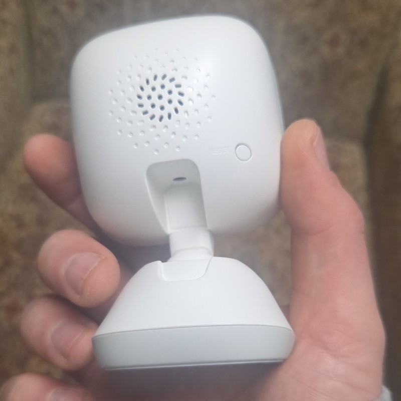 XFINITY xCam3 Wi-Fi Indoor IP Surveillance Camera Color White gallery