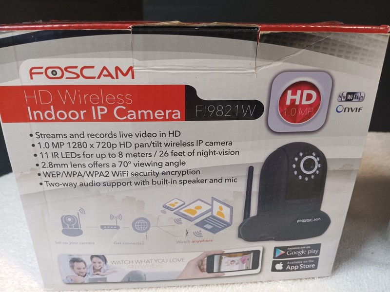 Foscam HD Wireless IP Camera F198221W Two Way Audio Motion Detect Night Vision gallery