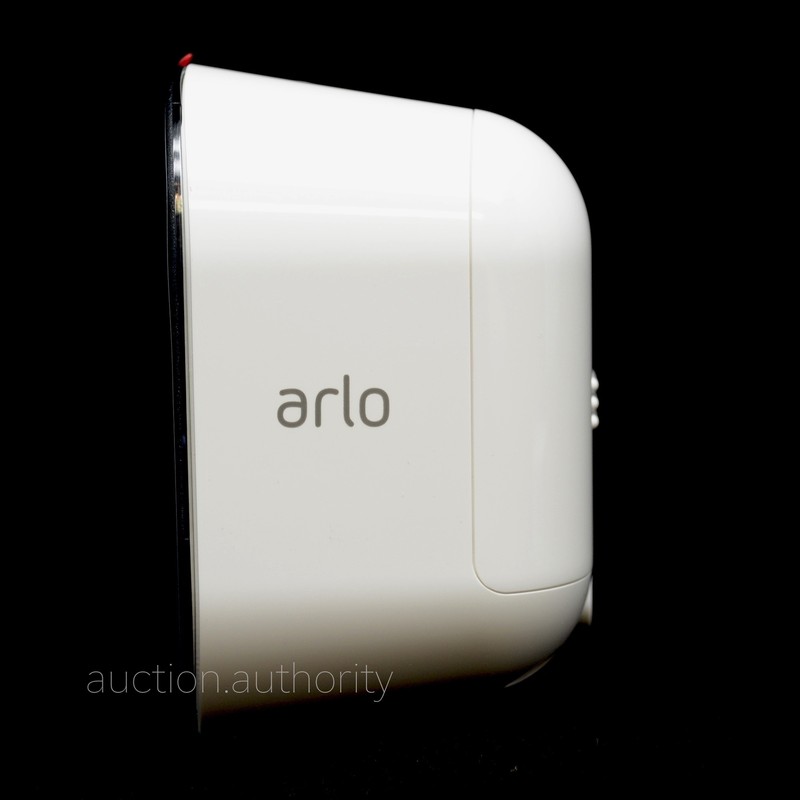 New Arlo Add-On Home Security Light Netgear Smart Pro NO BRIDGE/BATTERY ALS1101 gallery
