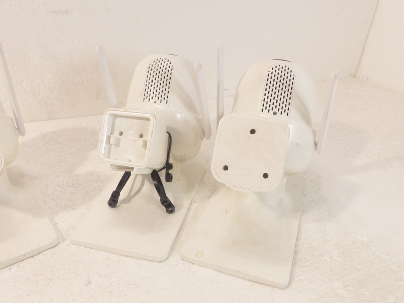 Aosu Solar Powered Wireless Security Camera Kit x4 Cameras & Home Base UNTESTED gallery