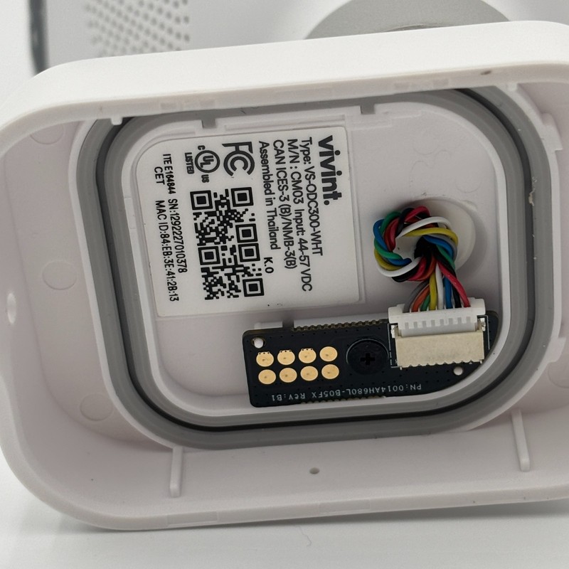 Vivint Outdoor Camera Pro FHD 1080p Cube Camera White New Open Box Ships Free gallery