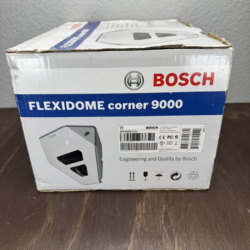 Bosch FLEXIDOME corner 9000 VCN-9095-F121 720 TVL Corner-Mount Camera gallery