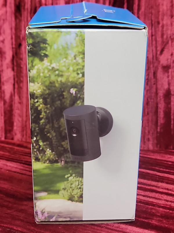 Ring Outdoor Cam Plus Battery 2K HD Smart Security Camera Black New Nib Sealed gallery