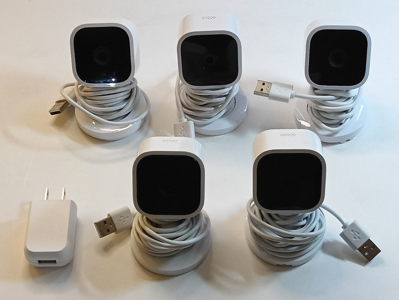 5-PACK Blink Mini Indoor Security Cameras for PARTS/REPAIR (Linked to Account)