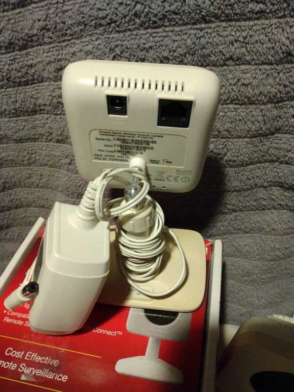 Lot of 2 HONEYWELL IPCAM-WL IP LOW LIGHT CAMERA WORKING Surveillance camera gallery