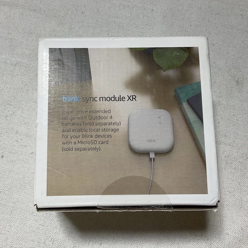 Blink Sync Module XR Hub for All Blink Devices 400ft Outdoor (Open Box) A5 gallery