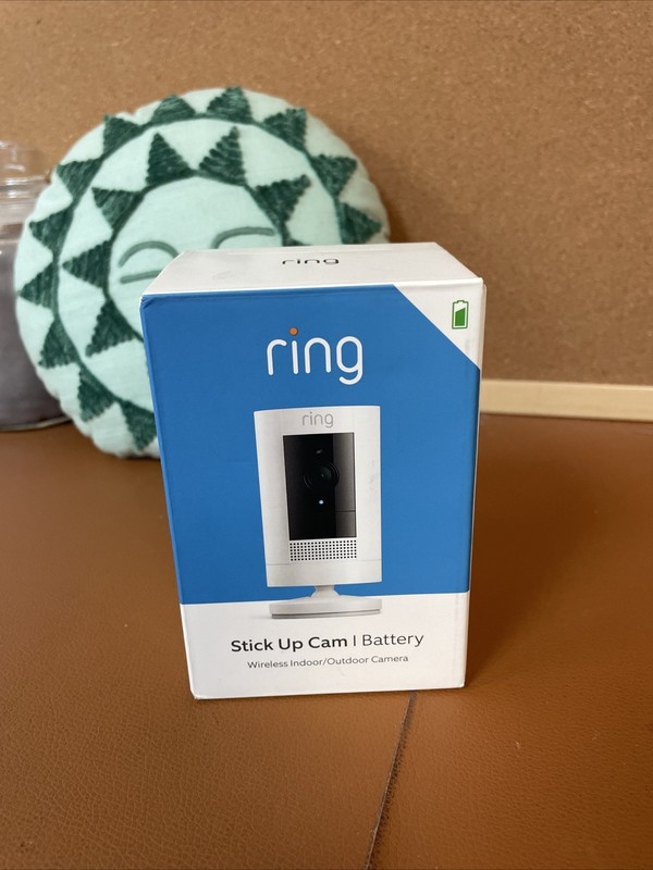 Ring Stick Up Indoor/Outdoor wireless 1080p Security Camera White
