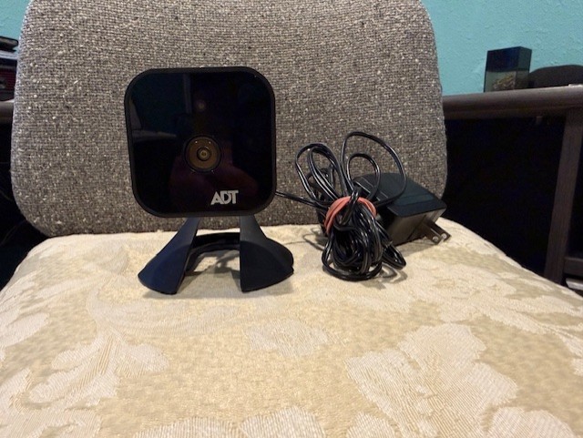 ADT Wireless Network Camera 720P HD (RC8326)