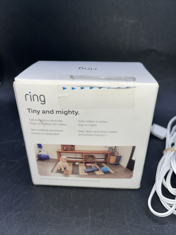 Ring Indoor Cam Compact Plug-In HD Security Camera with two-way talk - White gallery