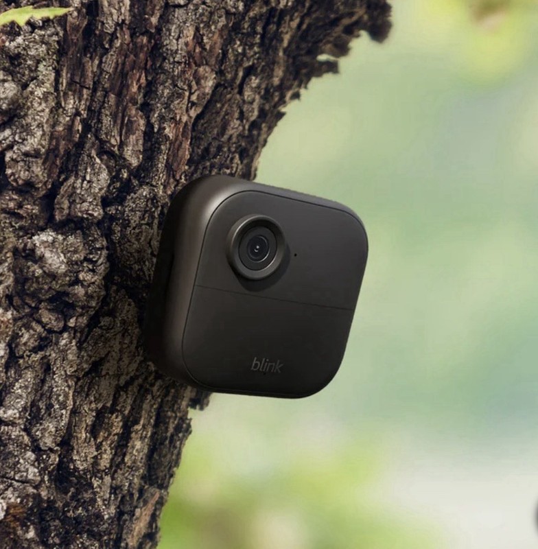 Blink Outdoor 4 + Sync Module XR 3 Camera System Battery Powered - SEALED! gallery