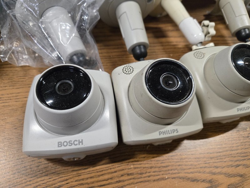 Phillips/Bosch Color Security Wired Camera Lot VC7C1305T Lot of 5 gallery