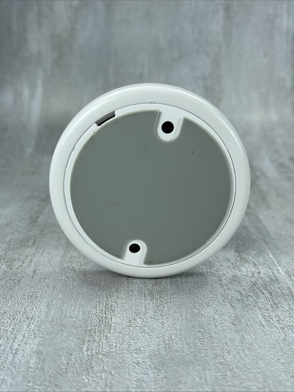 Vivint Indoor Ping Camera V-cam1 W/power Supply gallery