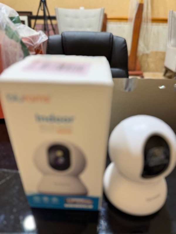 blurams A31 2K Indoor Smart PTZ Security Camera with 360-Degree Motion Tracking gallery