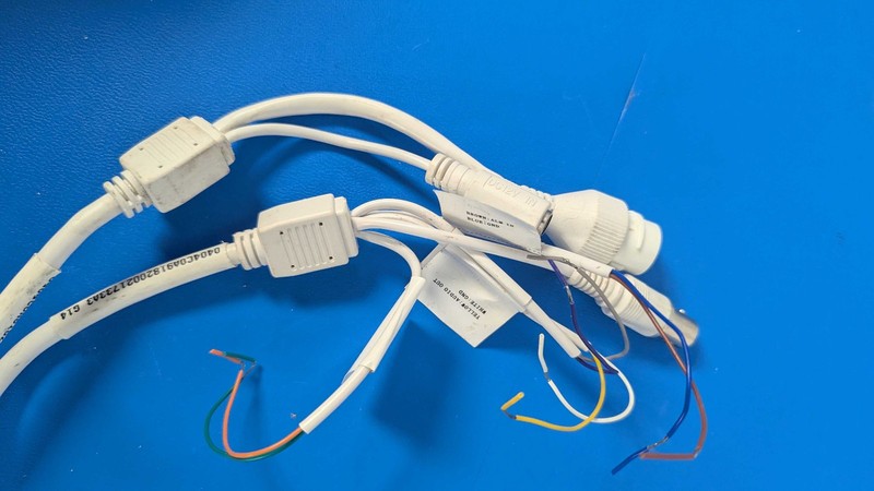 Uniview IPC3234SR3 4MP PoE Dome IP Camera 2.8-12mm Motorized Varifocal gallery