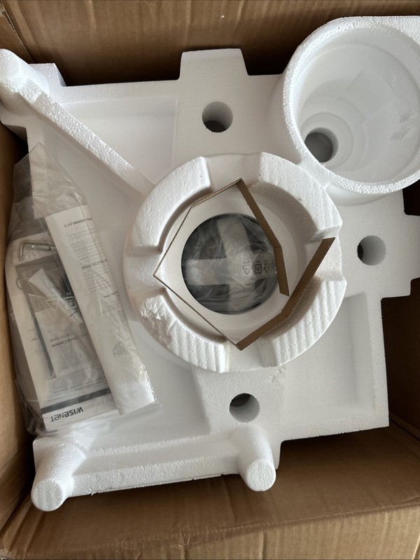 Hanwha Wisenet PNM-9322VQP Security Camera HD 1080p New open box