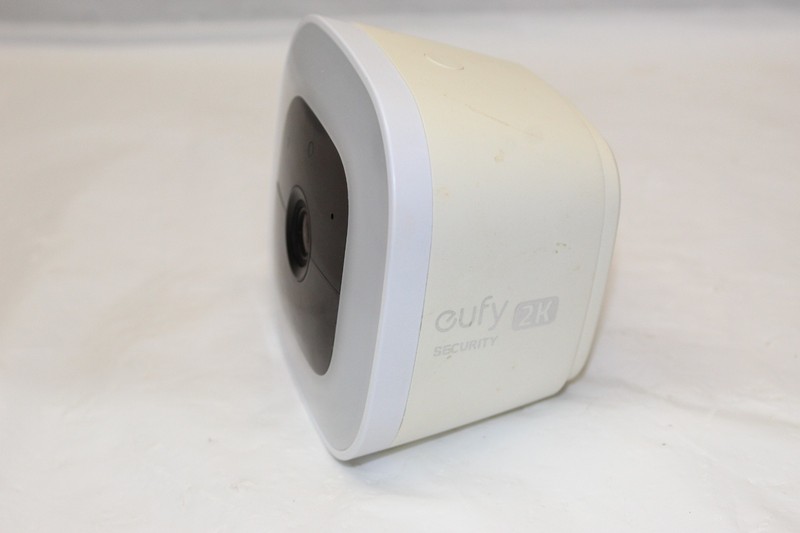 eufy eufyCam L40 Outdoor Camera - Q21 gallery