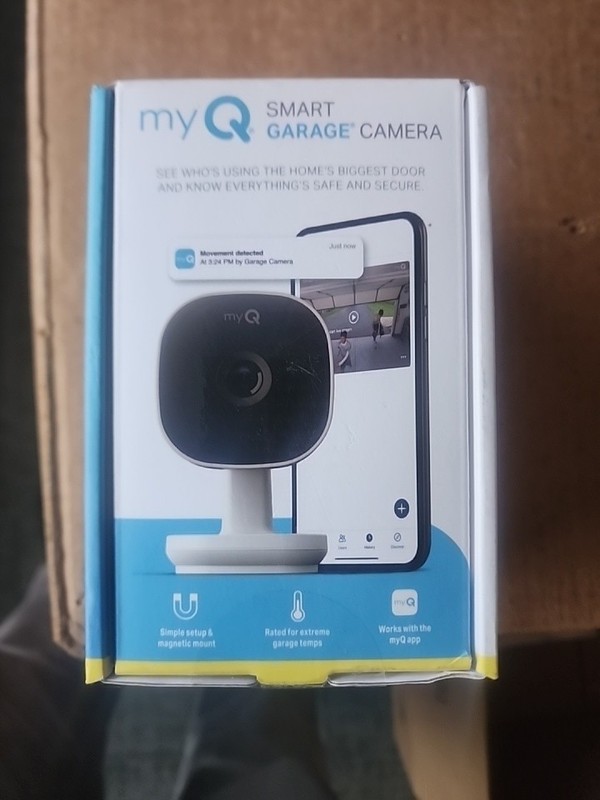 Chamberlain myQ Smart Garage HD 1080p Indoor Wi-Fi Security Camera – White