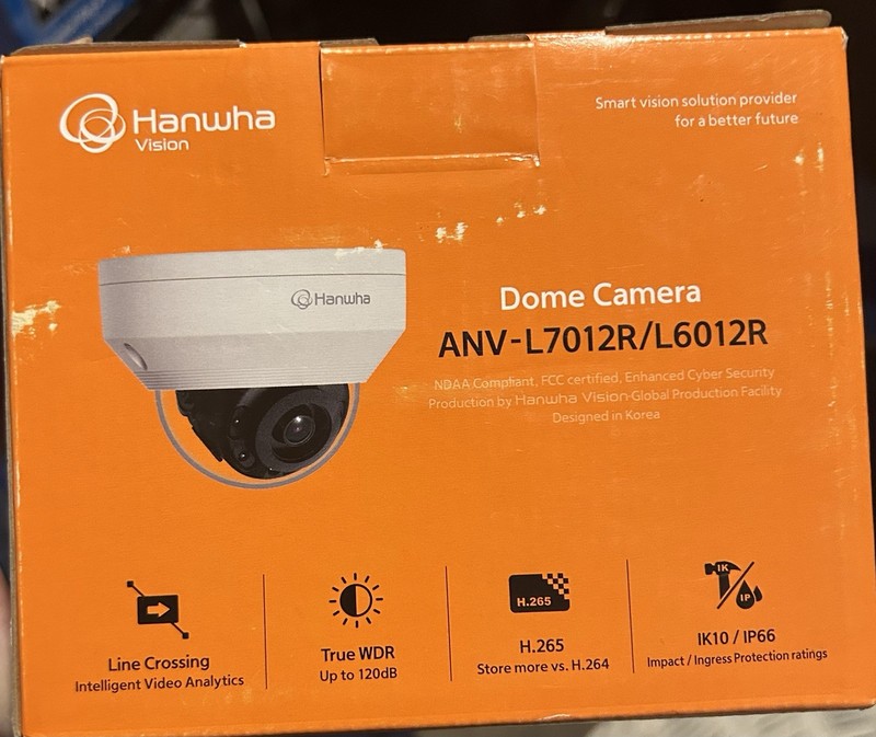 Hanwha Techwin WISENET 2MP Network Camera ANV-L6012R / L7012R gallery