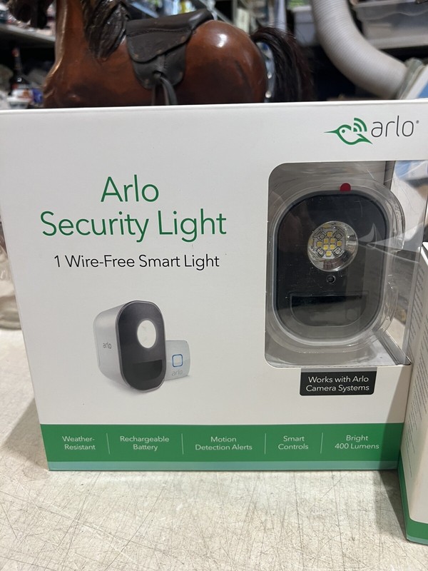 New Arlo ALS1101 Security Light System 1 Wire-Free Smart Light & AL1101-100NAS gallery