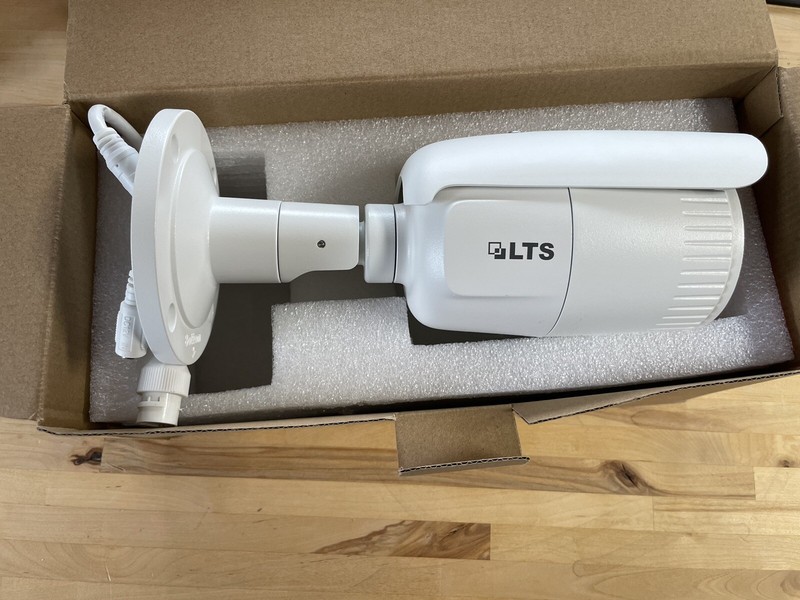 Brand New Ip Camera 2.8-12 Mm