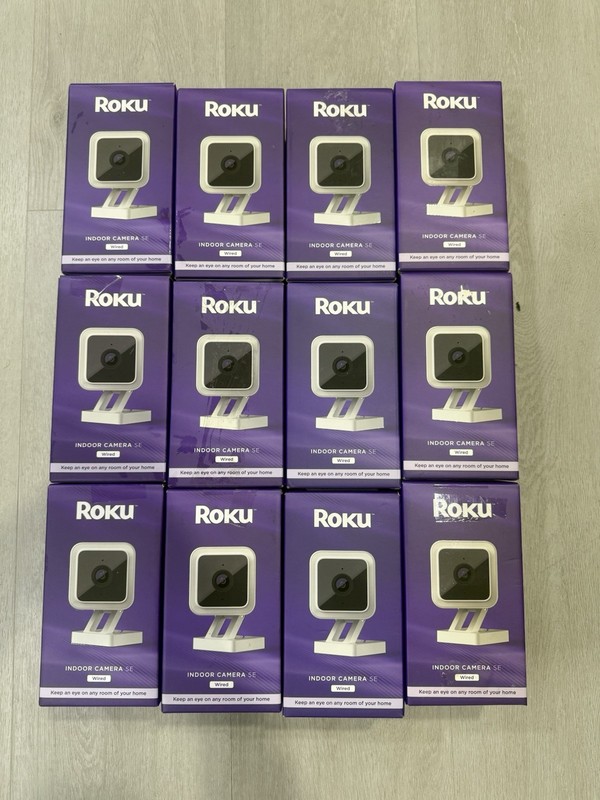 Roku Indoor Camera SE WiFi Connected Smart Home Wired Security Camera Brand New