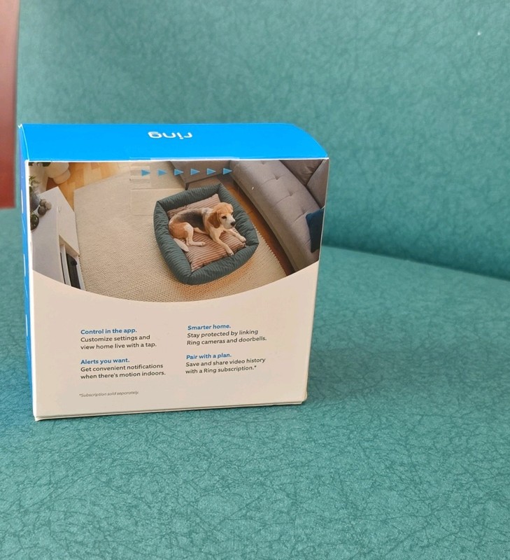 Ring Indoor Cam (2nd Gen) 1080p Wi-Fi Indoor Plug-In Camera, White gallery