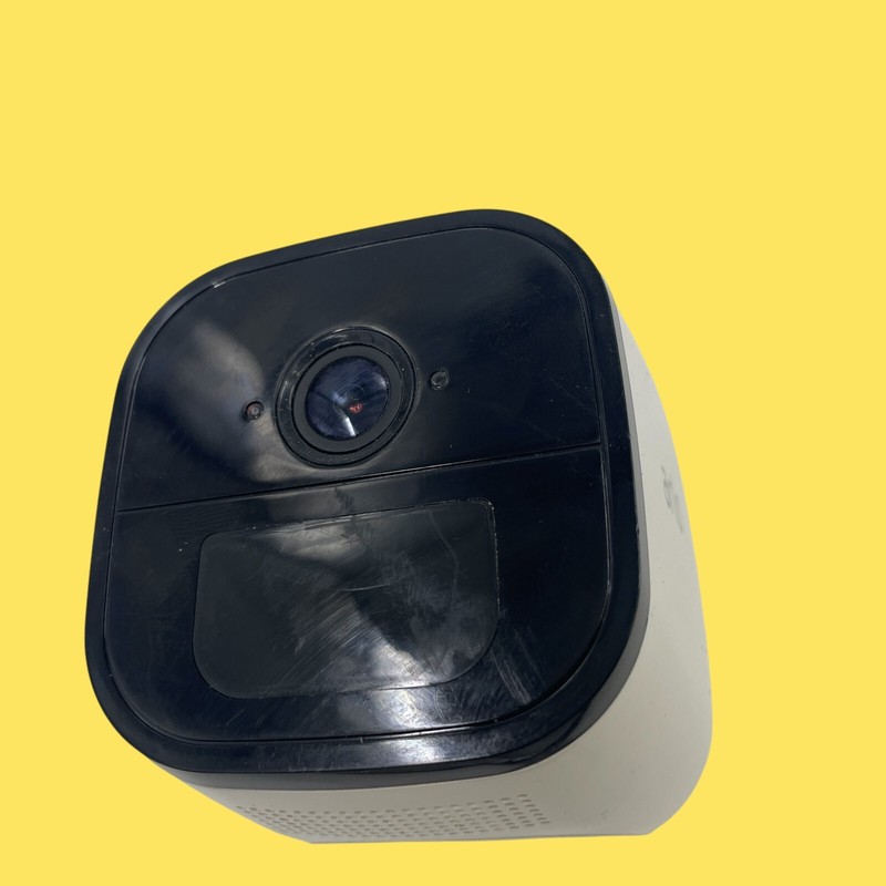 AS/IS Netgear Arlo Go VML4030 Security Camera #1090 Z65/116 gallery
