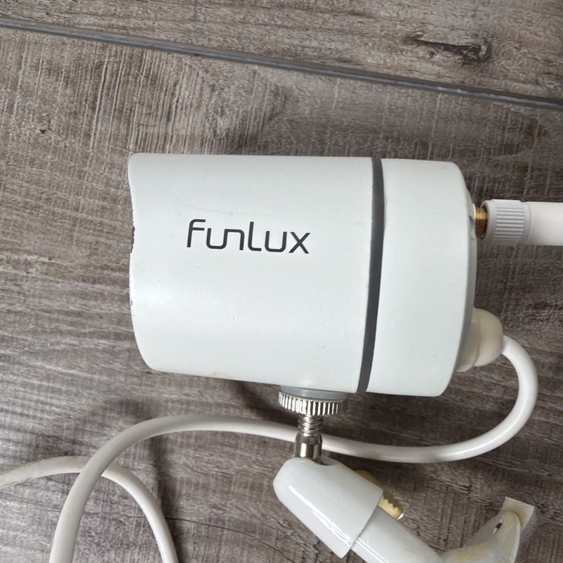 FunLux Camera Model ZP-IBT15-W gallery
