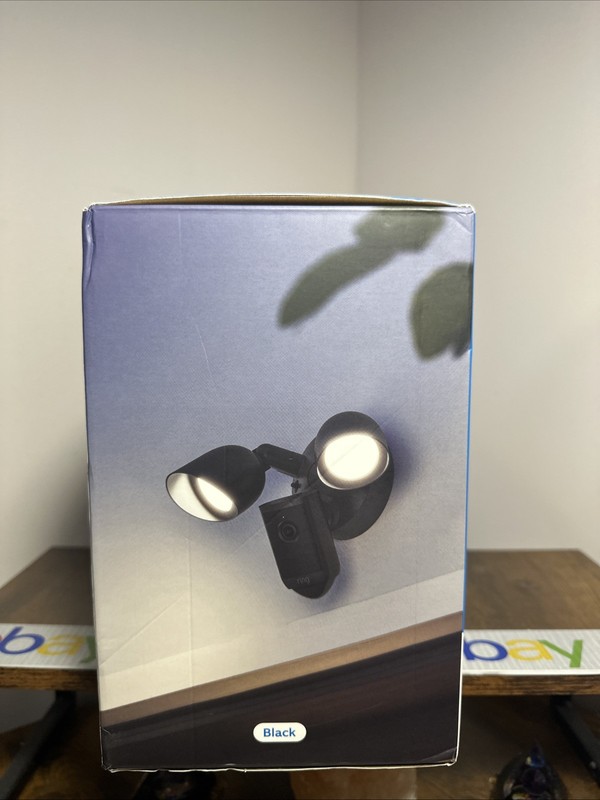Ring Floodlight Cam Wired 2nd Gen Retinal 4K Black NEW gallery