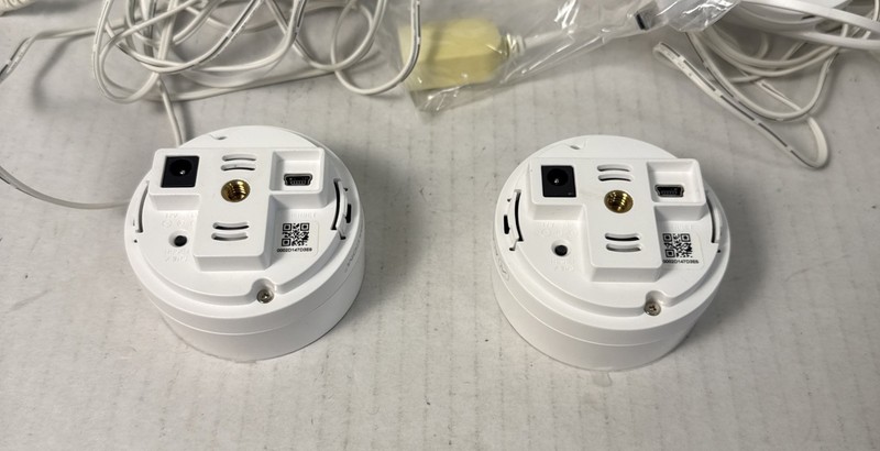 Alarm.com ADC-V521IR 1080P Indoor WiFi IP Video Camera w/ Night Vision Untested gallery