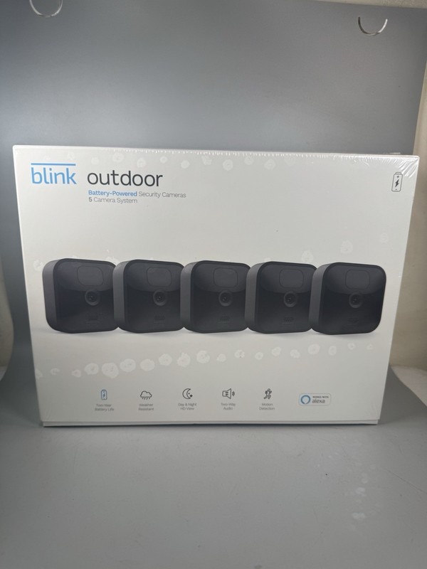 New Blink Outdoor 5-Camera Battery-Powered Security System w/ Sync Module 2