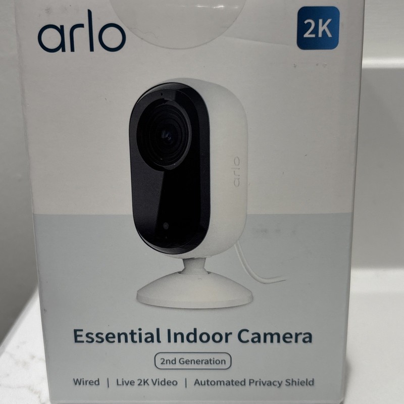 Arlo Essential Indoor Camera 2nd Generation White VMC3060-100NAS gallery