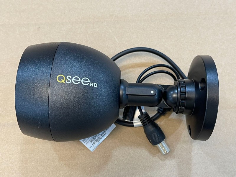 Q-See QCA8091B Surveillance Camera CCTV Camera Bullet Camera 2MP, 1080P